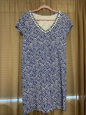 Lilly Pulitzer Blue and White Geometric dress
